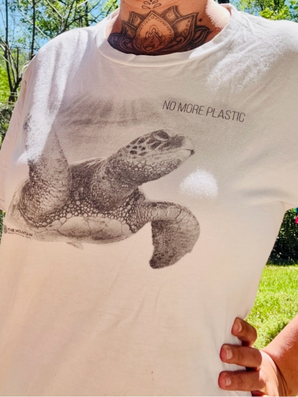 The Mountain White 'No More Plastic' Sea Turtle Graphic Tee